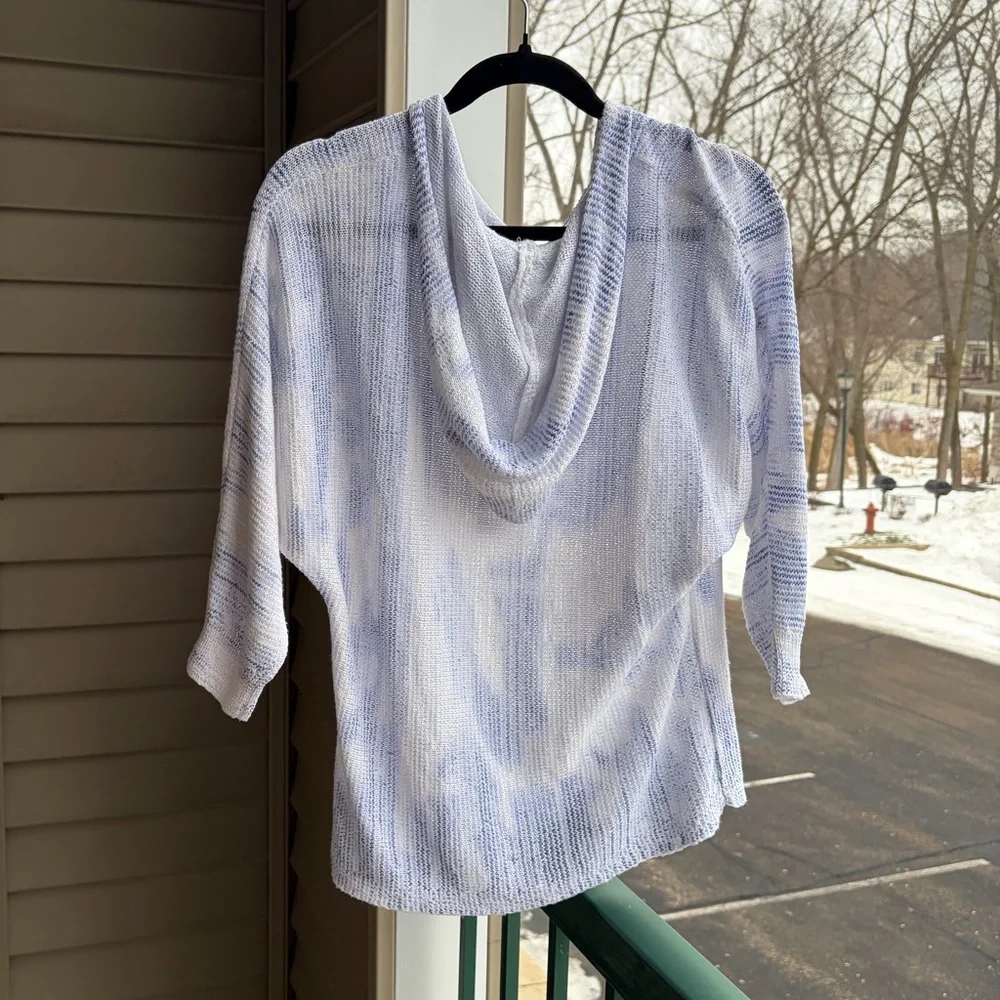 🆕 Sioni BlueWhite Open Knit Hoodie Sweater Size M Lightweight Sheer Pullover Top - Picture 4 of 13